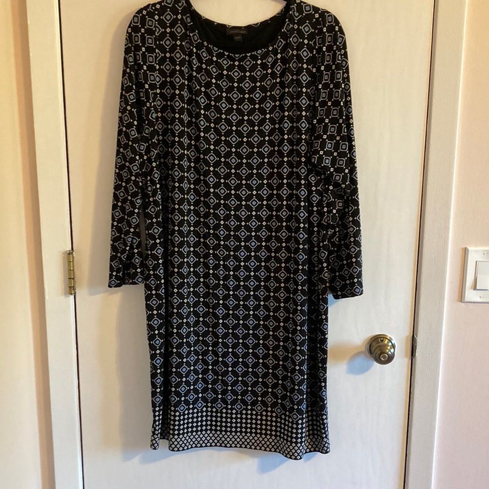 J. Jill Printed can Dressed .  Size XLP.  Black & Blue.